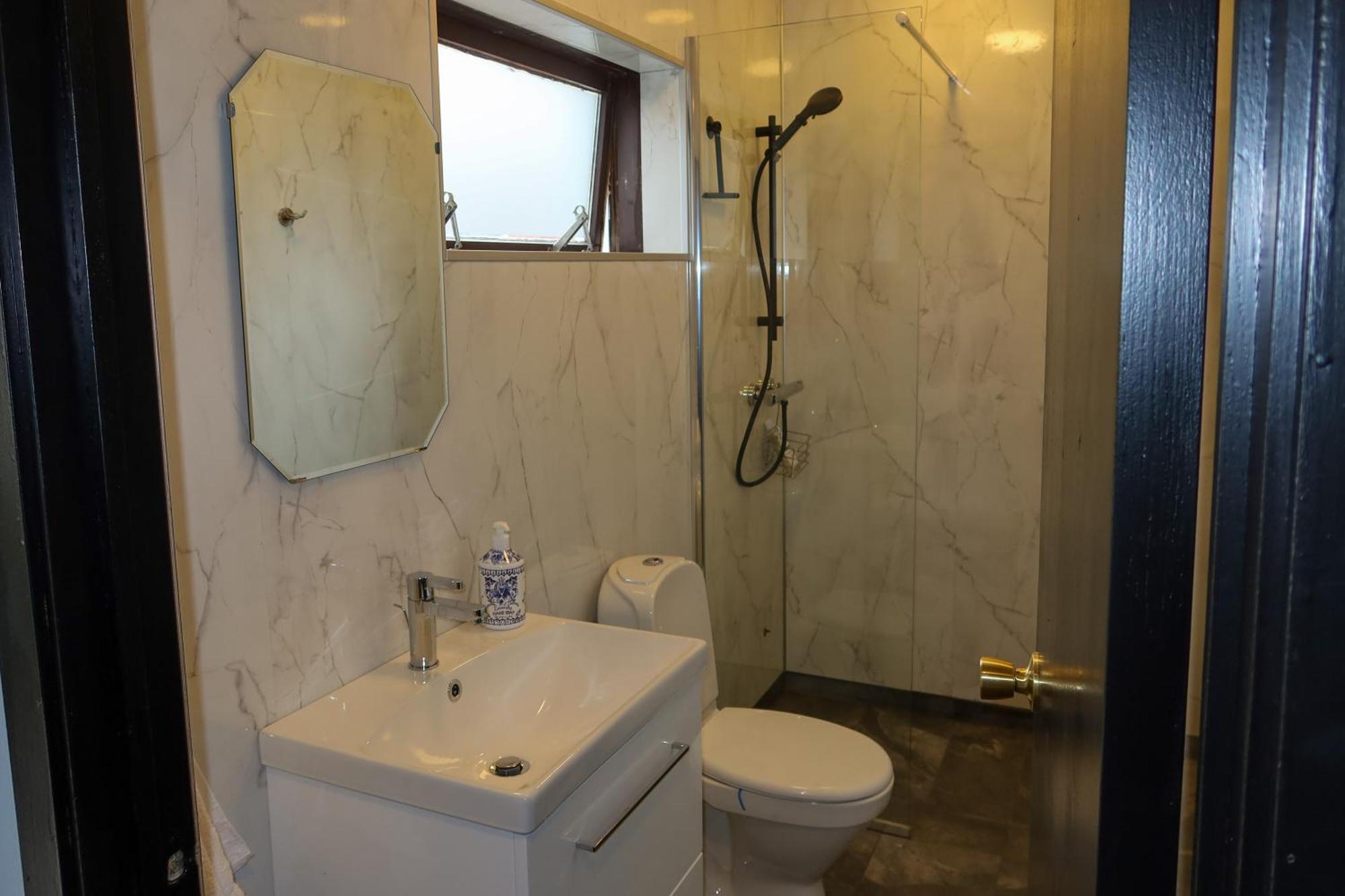 Hlidarbol Apartments Hlitharendi Экстерьер фото